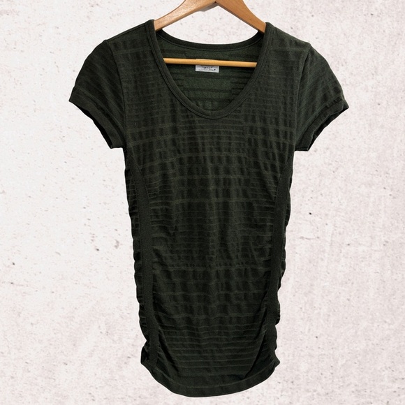 Athleta Green Fitted Ruched T-Shirt - Picture 1 of 3